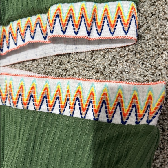 Green Ribbed Two-Piece Bikini with Chevron Trim - Size XL - Picture 3 of 5